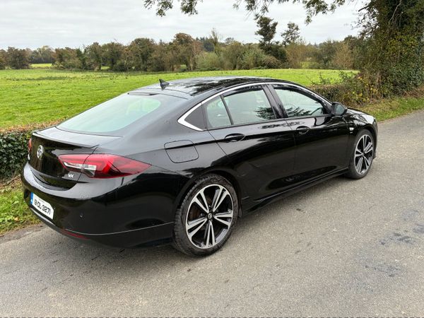 Vauxhall Insignia Hatchback, Diesel, 2019, Black