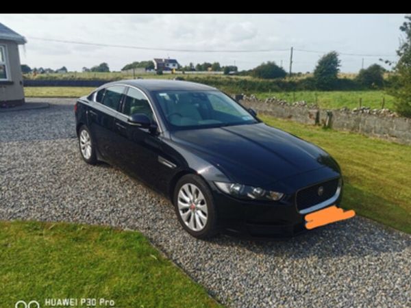 Jaguar XE Saloon, Diesel, 2017, Black