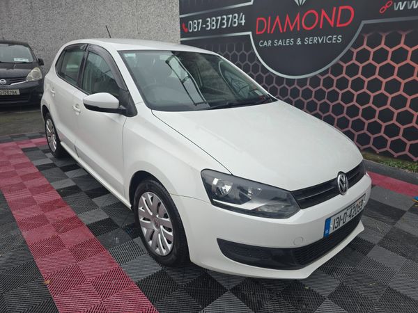 Volkswagen Polo Hatchback, Petrol, 2013, White