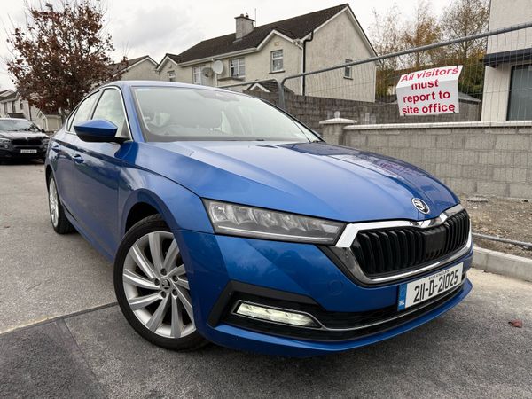 Skoda Octavia Saloon, Diesel, 2021, Blue