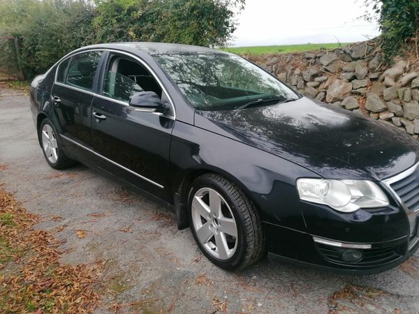 Volkswagen Passat Saloon, Diesel, 2010, Black