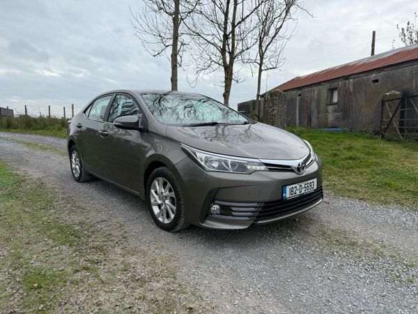 Toyota Corolla Saloon, Petrol, 2018, Grey