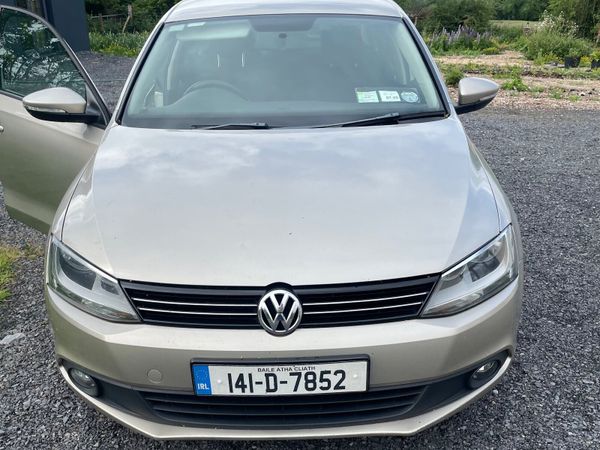Volkswagen Jetta Saloon, Diesel, 2014, Silver