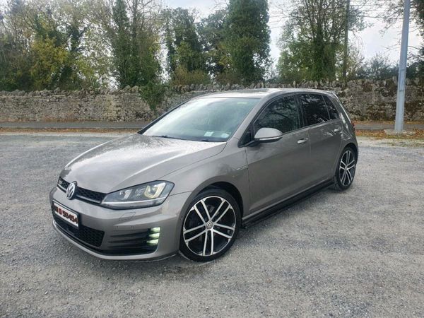 Volkswagen Golf Hatchback, Diesel, 2016, Grey