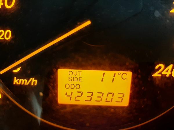 Toyota Avensis Saloon, Petrol, 2005, Green