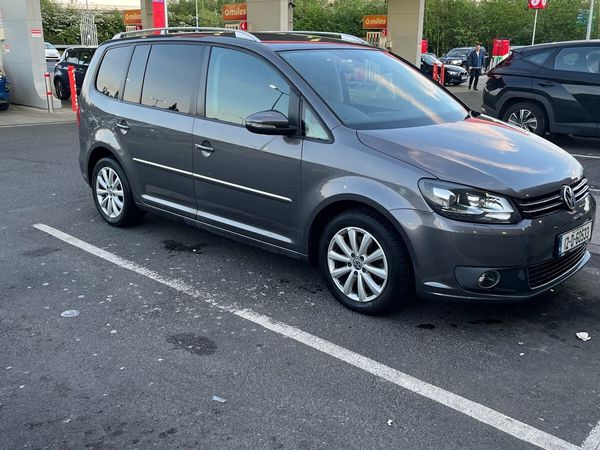 Volkswagen Touran MPV, Petrol, 2012, Grey