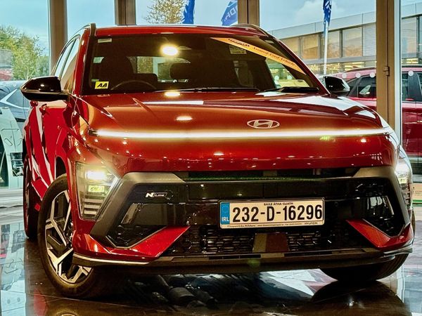 Hyundai KONA MPV, Petrol, 2023, Red