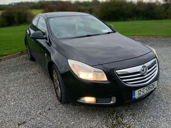 Vauxhall Insignia Hatchback, Diesel, 2012, Black