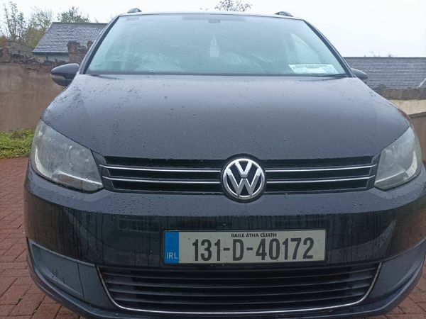 Volkswagen Touran MPV, Petrol, 2013, Black