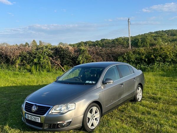 Volkswagen Passat Saloon, Diesel, 2008, Grey