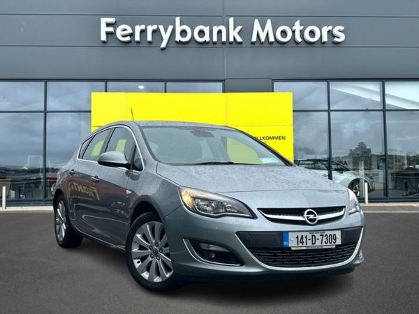 Opel Astra Hatchback, Diesel, 2014, Silver