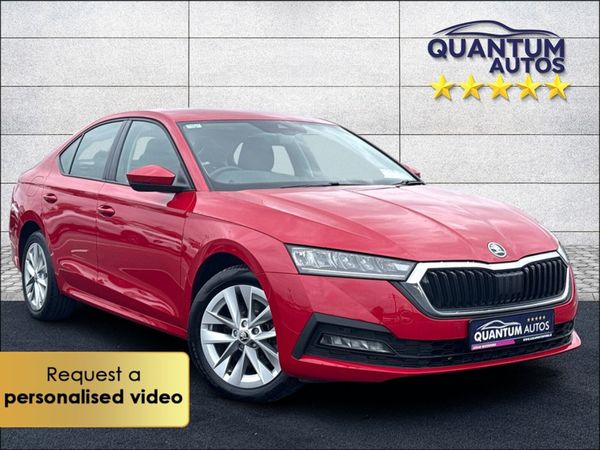 Skoda Octavia Hatchback, Petrol Plug-in Hybrid, 2022, Red