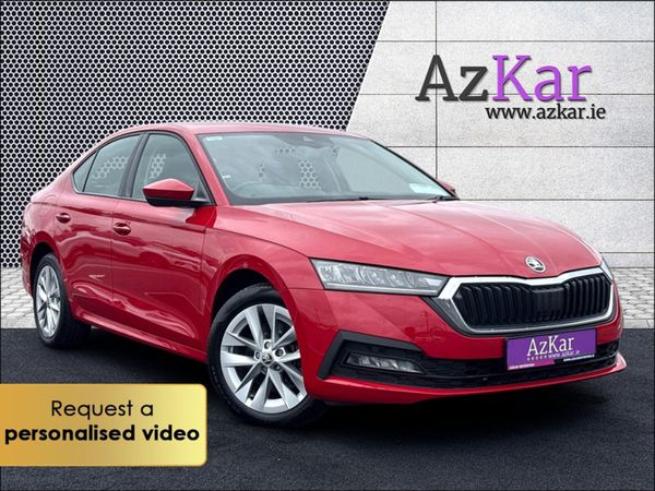 Skoda Octavia Hatchback, Petrol Plug-in Hybrid, 2022, Red