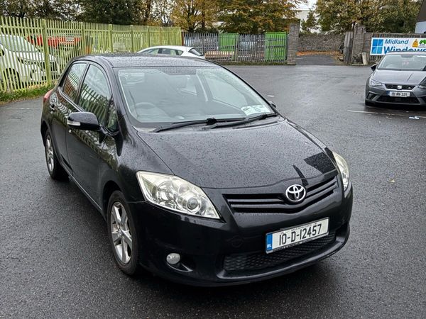 Toyota Auris Hatchback, Diesel, 2010, Black