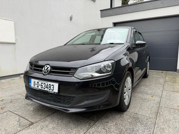 Volkswagen Polo Hatchback, Petrol, 2011, Black