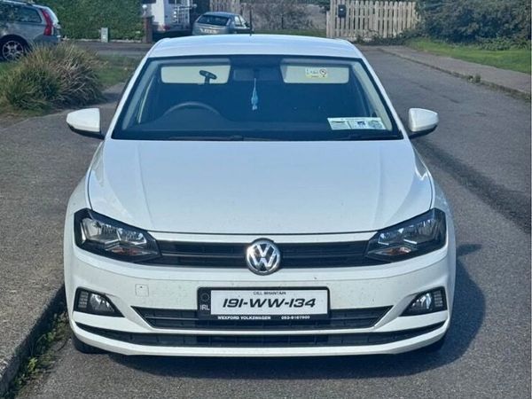 Volkswagen Polo Hatchback, Petrol, 2019, White