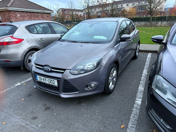 Ford Focus Hatchback, Diesel, 2013, Brown