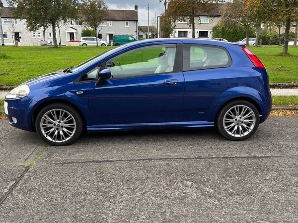 Fiat Punto Hatchback, Petrol, 2006, Blue