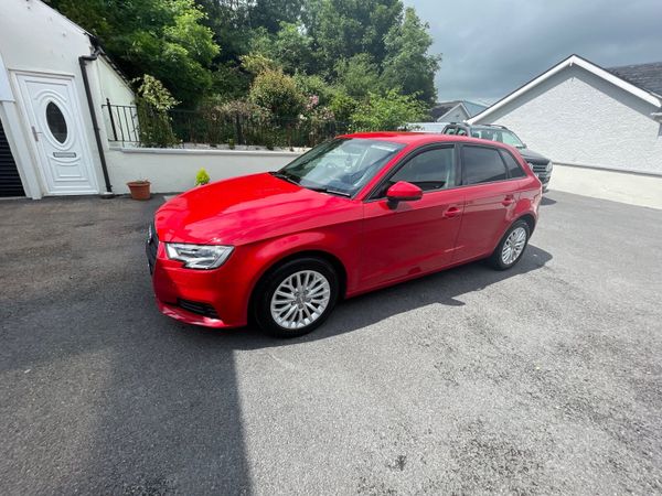 Audi A3 Hatchback, Diesel, 2017, Red