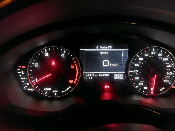 Audi A4 Saloon, Diesel, 2017, Grey
