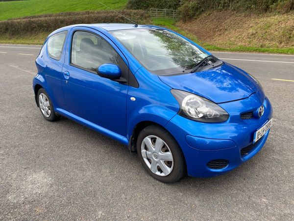 Toyota Aygo Hatchback, Petrol, 2010, Blue
