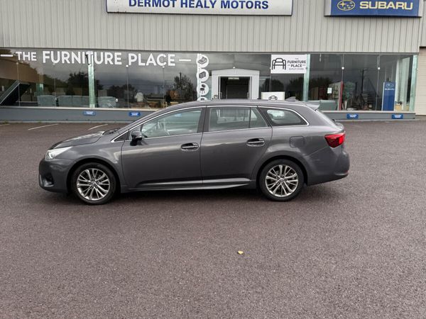 Toyota Avensis MPV, Diesel, 2017, Grey