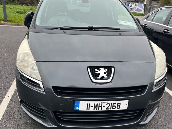 Peugeot 5008 MPV, Diesel, 2011, Grey