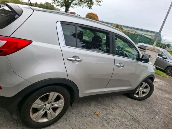 Kia Sportage SUV, Diesel, 2013, Silver