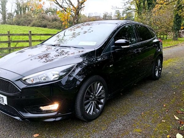 Ford Focus Hatchback, Diesel, 2018, Black
