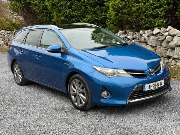 Toyota Auris Estate, Petrol Hybrid, 2014, Blue