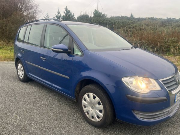 Volkswagen Touran MPV, Diesel, 2010, Blue
