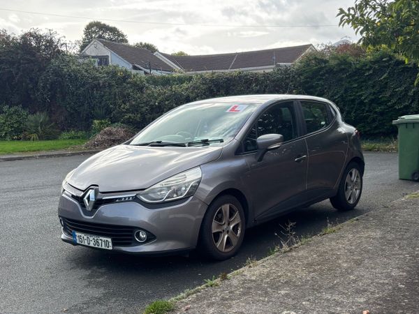 Renault Clio Hatchback, Petrol, 2015, Grey