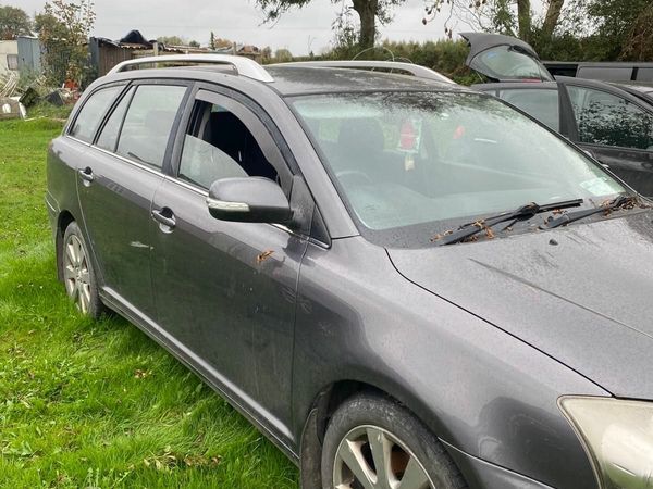 Toyota Avensis Estate, Diesel, 2008, Grey