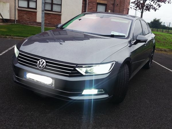 Volkswagen Passat Saloon, Diesel, 2015, Grey