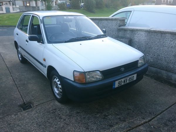 Toyota Starlet Hatchback, Petrol, 1990, White