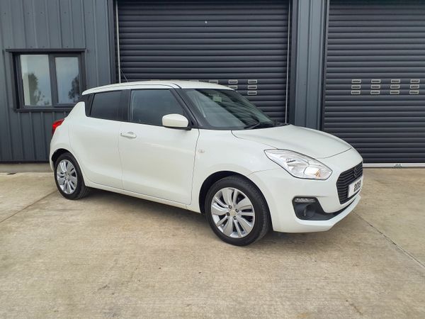 Suzuki Swift Hatchback, Petrol, 2019, White