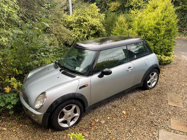 Mini Cooper Hatchback, Petrol, 2001, Grey