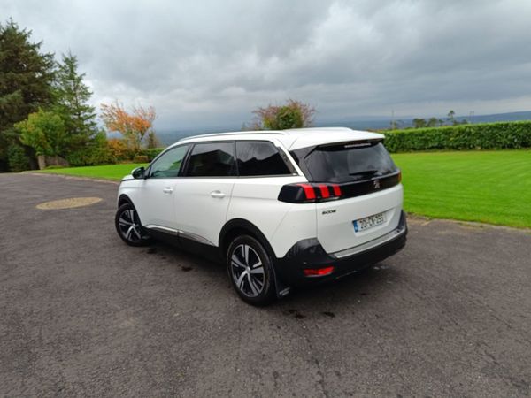 Peugeot 5008 MPV, Diesel, 2020, White