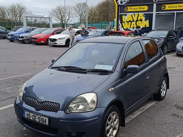 Toyota Yaris Hatchback, Petrol, 2005, Blue