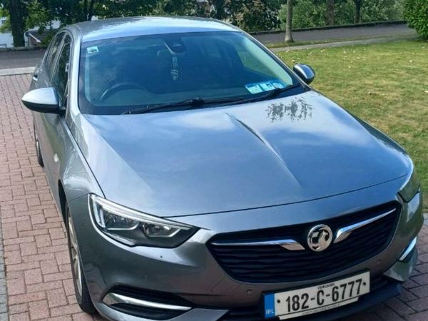 Vauxhall Insignia Hatchback, Diesel, 2018, Grey