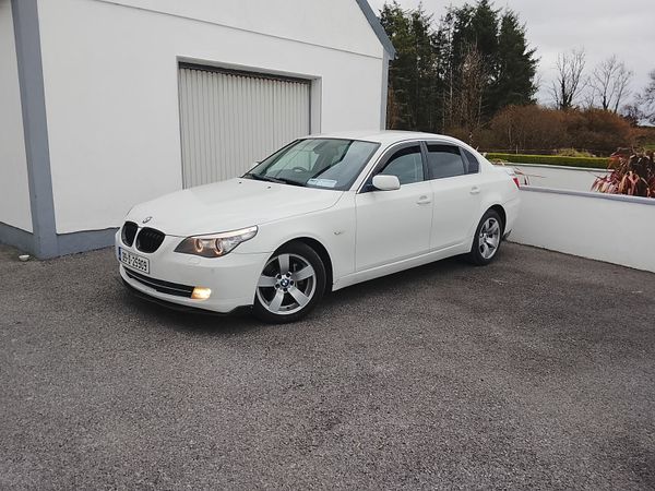 BMW 5-Series Saloon, Diesel, 2009, White