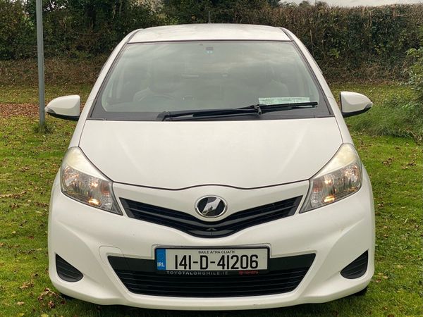 Toyota Vitz Hatchback, Petrol, 2014, White