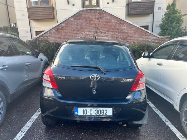 Toyota Yaris Hatchback, Petrol, 2010, Black