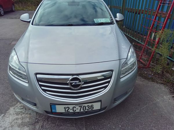 Opel Insignia MPV, Diesel, 2012, Silver
