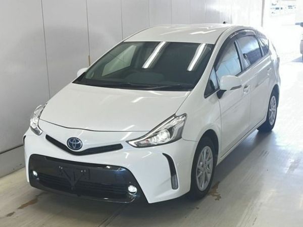 Toyota Prius MPV, Petrol Hybrid, 2021, White