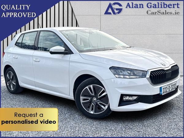 Skoda Fabia Hatchback, Petrol, 2022, White