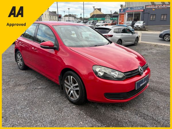 Volkswagen Golf Hatchback, Petrol, 2009, Red