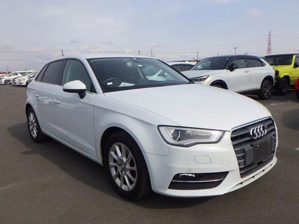 Audi A3 Hatchback, Petrol, 2014, White