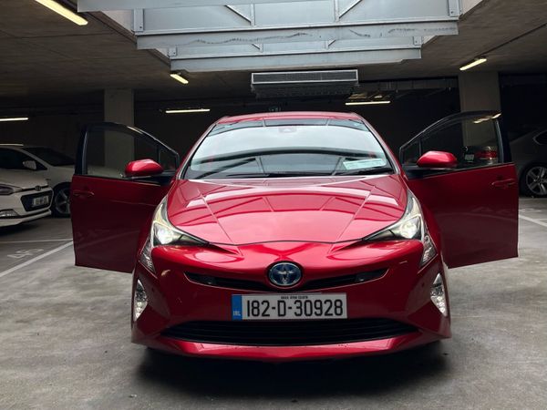 Toyota Prius Hatchback, Petrol Hybrid, 2018, Red