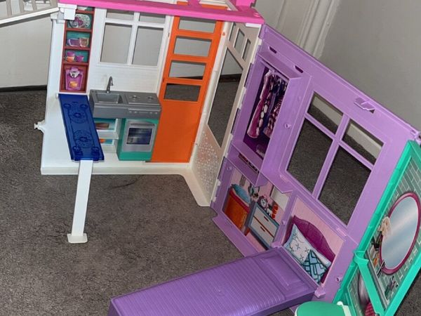 Barbie Sets- all different price ranges for sale in Co. Galway for €30 ...